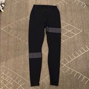 ALO YOGA ACTIVE PANT + Stripe